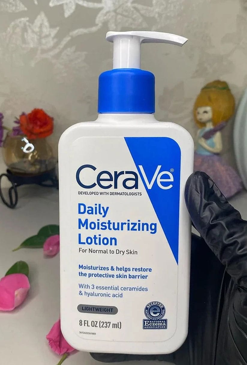 CeraVe Daily Moisturizing Lotion (236ml)